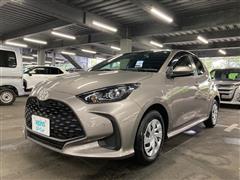 トヨタ　ヤリス X